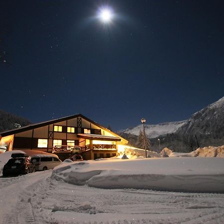 Furano Shiyuirin Hotel Kamifurano Екстериор снимка